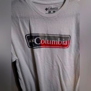 Columbia red blue star   Shirt size medium